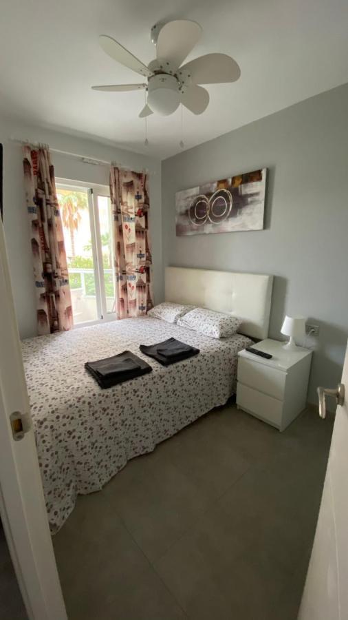 Apartamento A Estrenar En Primera Linea De Playa Torrox Exteriér fotografie