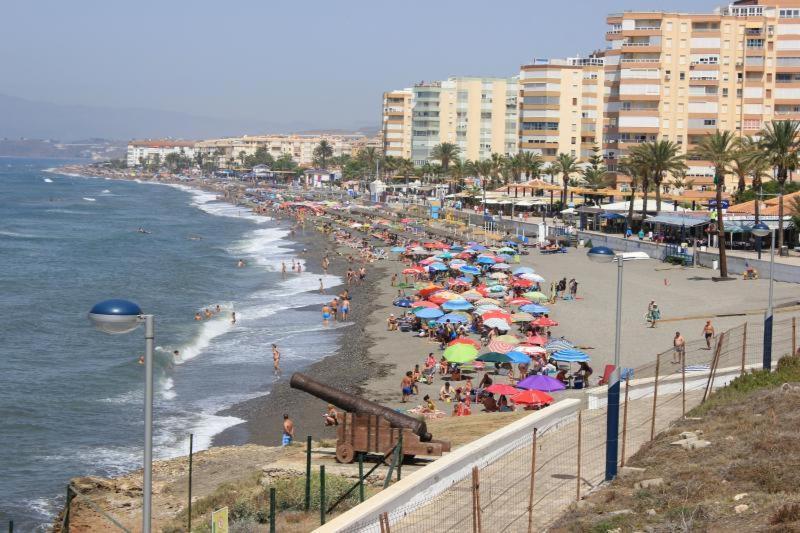 Apartamento A Estrenar En Primera Linea De Playa Torrox Exteriér fotografie